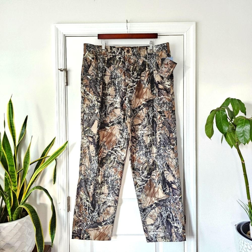New True Timber Camo Hunting Pants Men’s XXL 6 Pocket Cotton Blend Woodland Camo